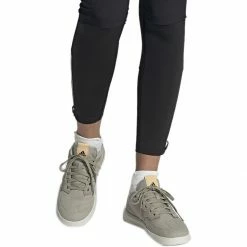 Cheap 🥰 Brand new 💯 Five Ten Flat Pedal 👟 👟 Shoes Sleuth Mountain Bike 👟 👟 Shoe 👩 Women's 🛒 😉 -Bike Footwear Sales FEAGREORA D8